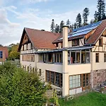Haus Loewen Appartement *
