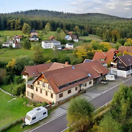 Haus Loewen *